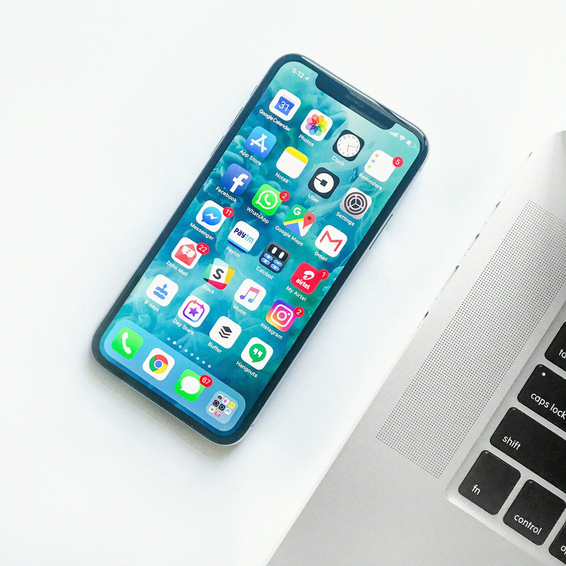 iphone.jpg
