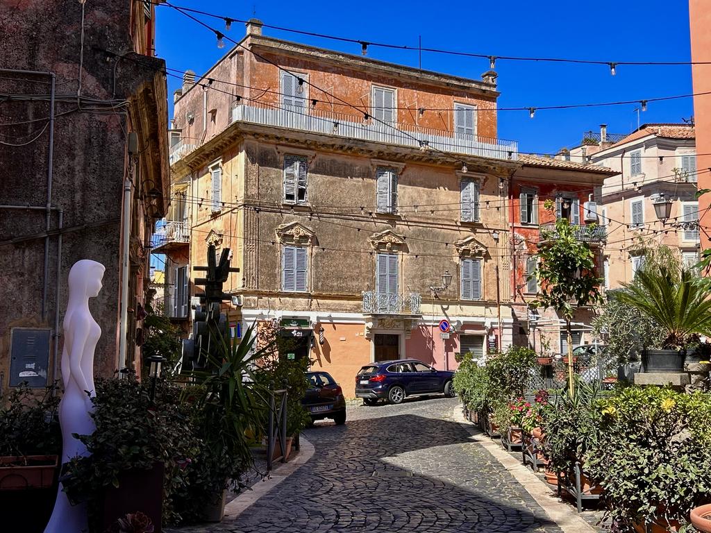 Жаркий сентябрь на побережье Тирренского моря.