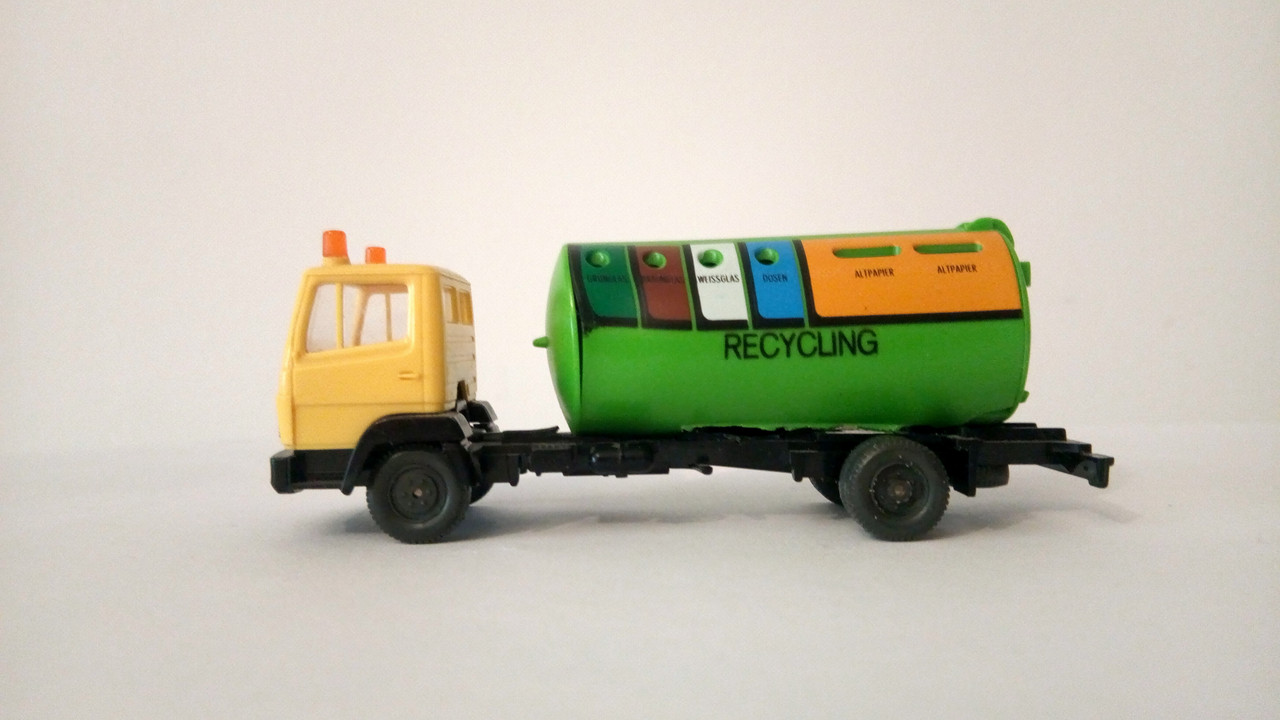Mach (9008)