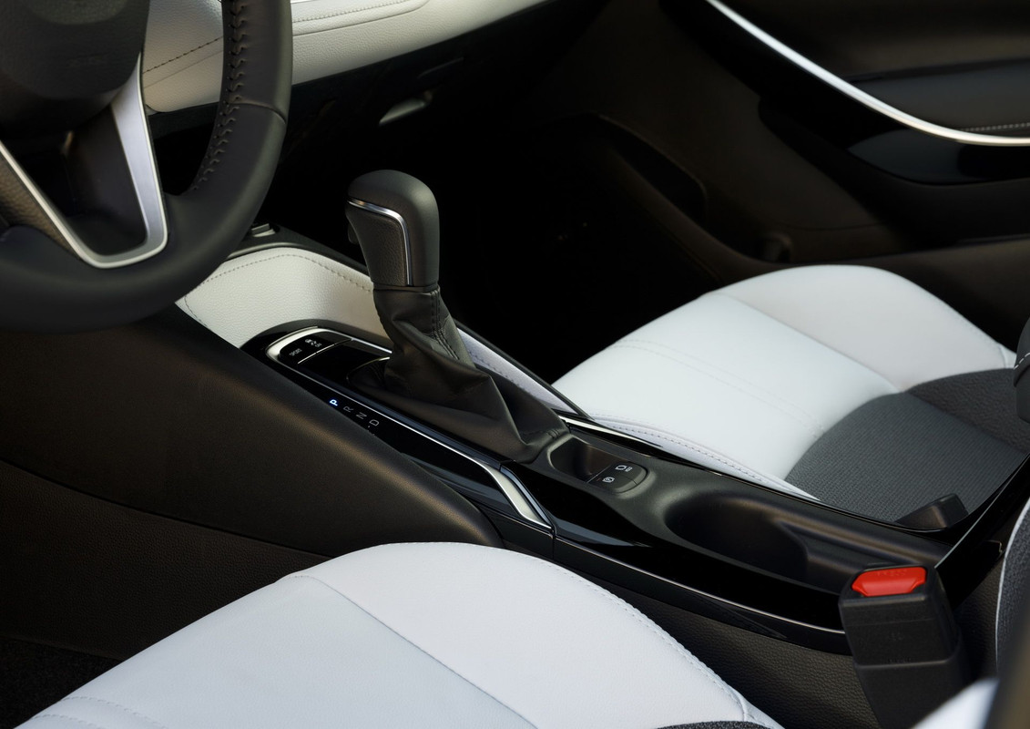 2019 Toyota Corolla Hatchback (21)