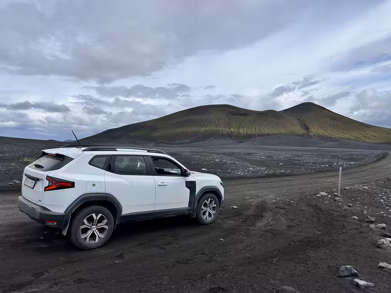 2º VIAJE A LA TIERRA DEL HIELO Y FUEGO DE 21 DIAS (en construcción) - Blogs de Islandia - 28/06/2025 Rumbo a Landmannalaugar con aguadilla incluida. (11)