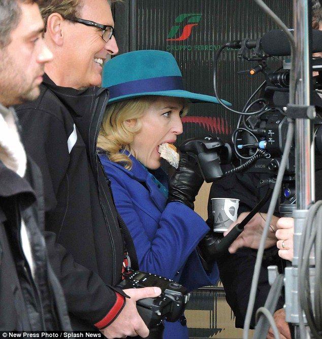 Gillian-Anderson-kicks-off-filming-for-Hannibal-in-Florence.jpg