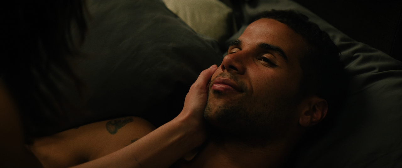 Under Fire 2025 BDRip 1080p sele Zen mkv snapshot 00 14 27 700