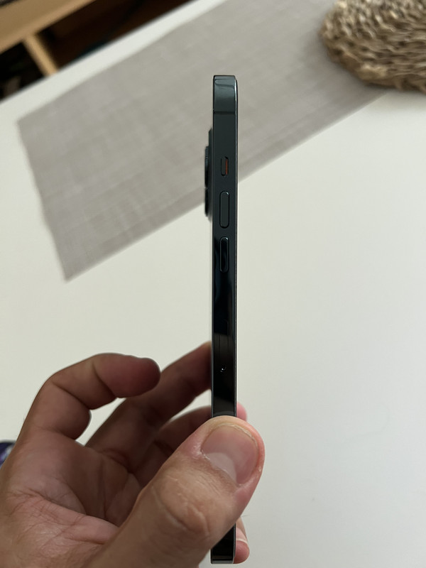 AC811B94-1D64-4517-93DE-CBCAC6EE5168