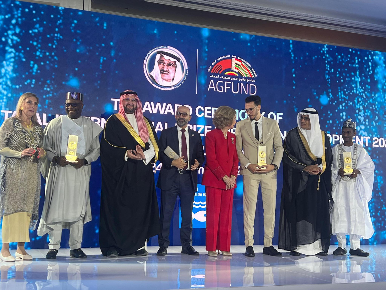 2663c0a7-f15d-461f-8651-e96c25531d14