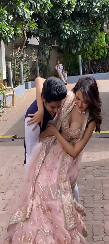 Screenshot_20220531-094045_MX Player Pro