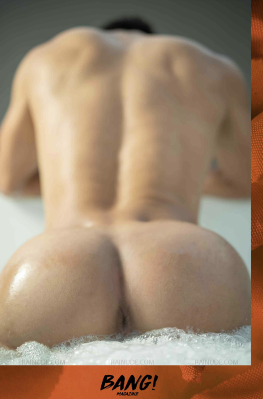 045