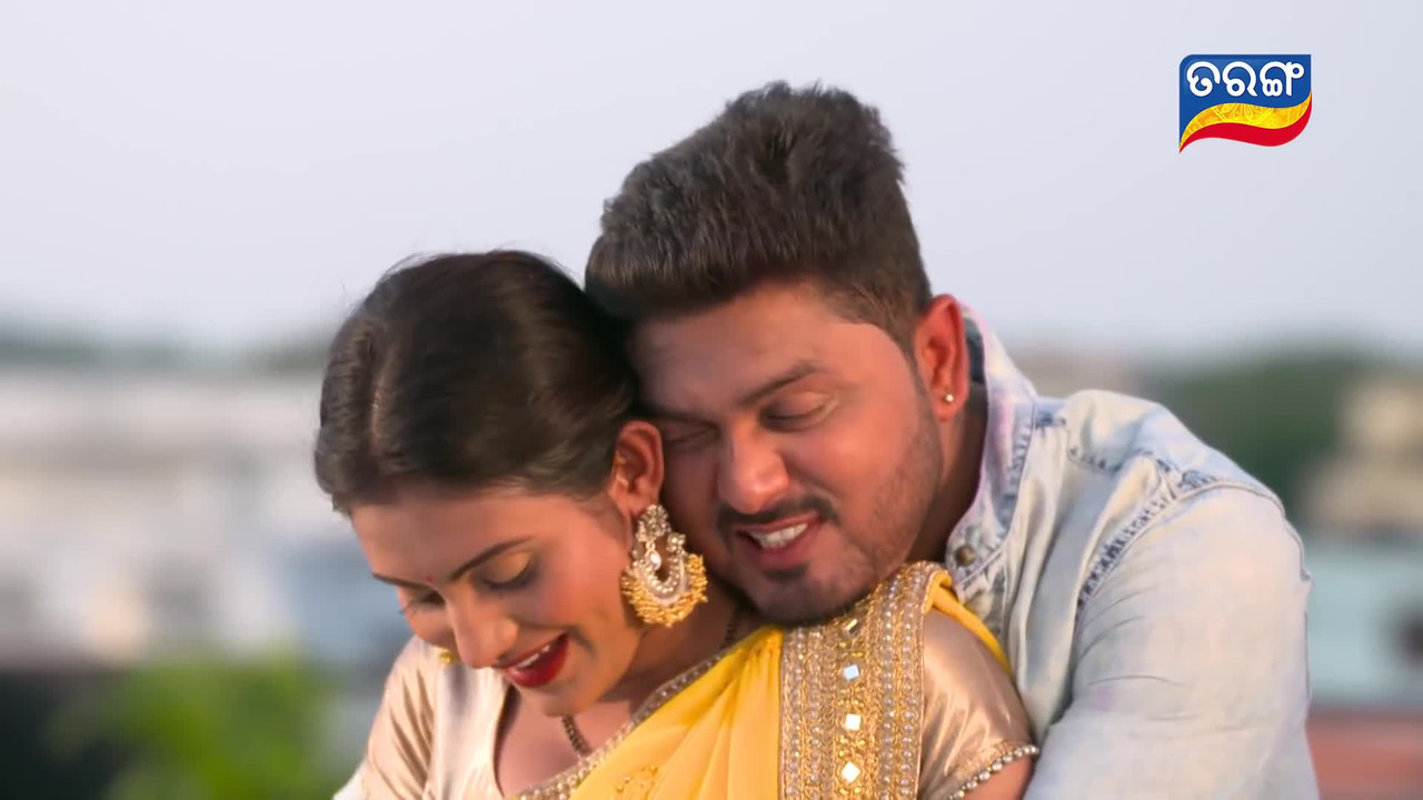 odia Serial hot Navel press_5