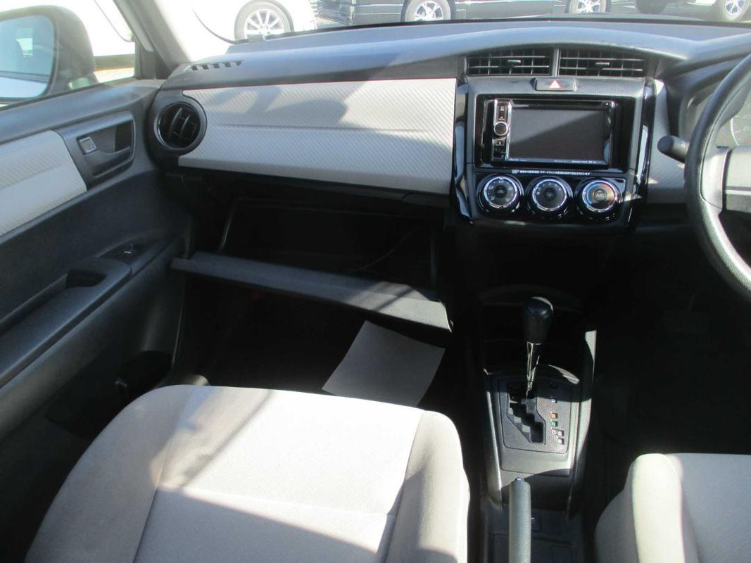 2015 axio 8
