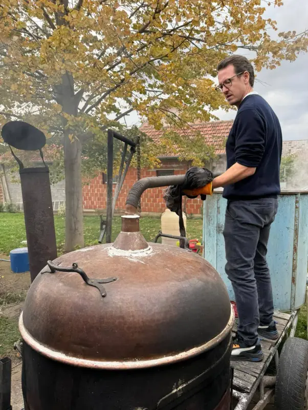 [Слика: Facebook-3362740136479891-image1.webp]