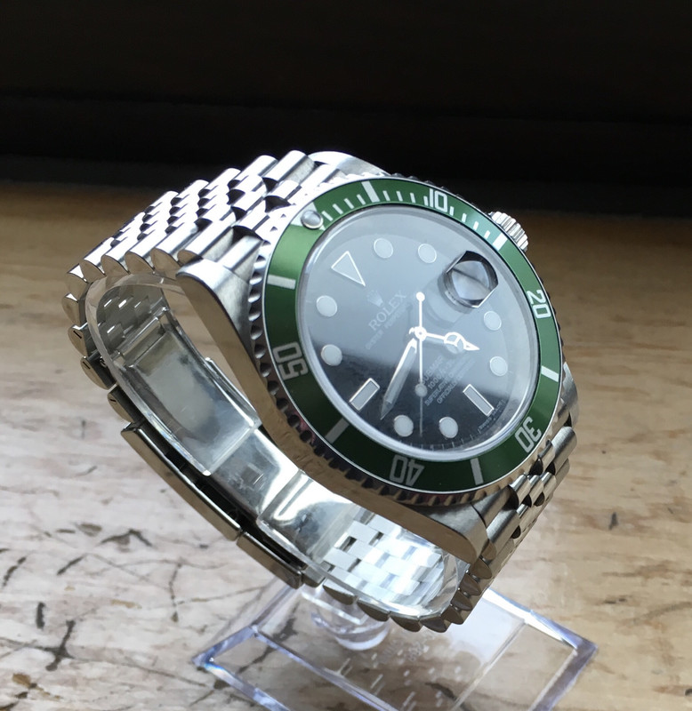 69722CEC-1E01-46B6-8383-0D7658570A7E