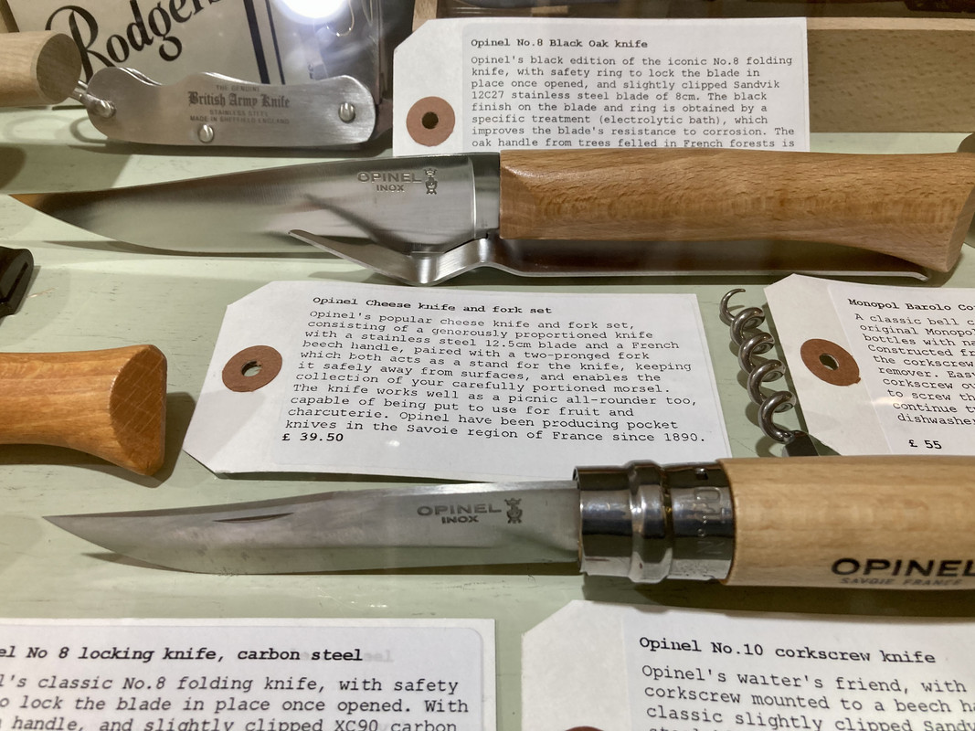 0AA16EE7-995D-49DB-87D1-2599EB183B81