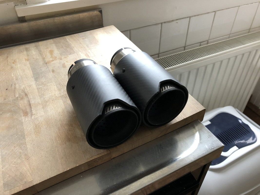 A27CE9C5-83C8-46F9-8962-70BDF0894050