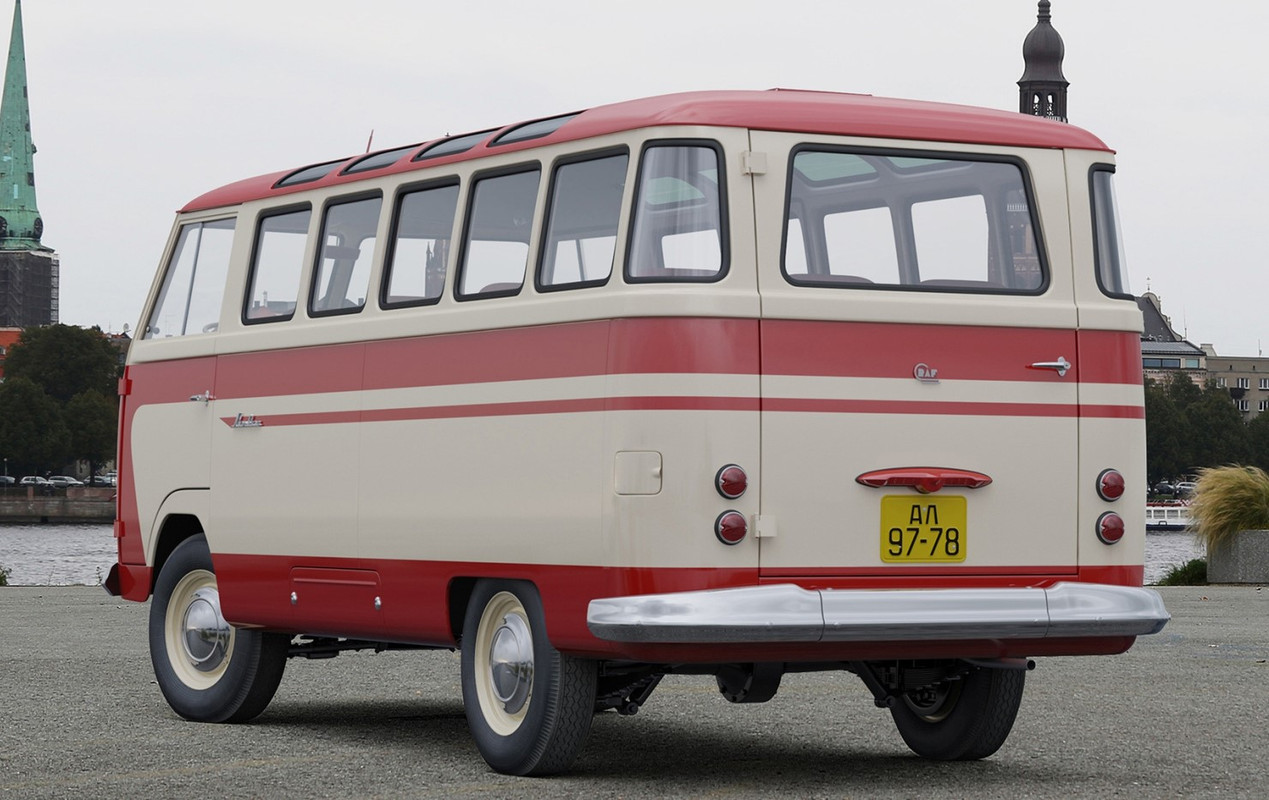 РАФ-977В