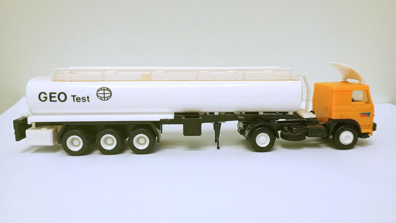 Mach (3740)