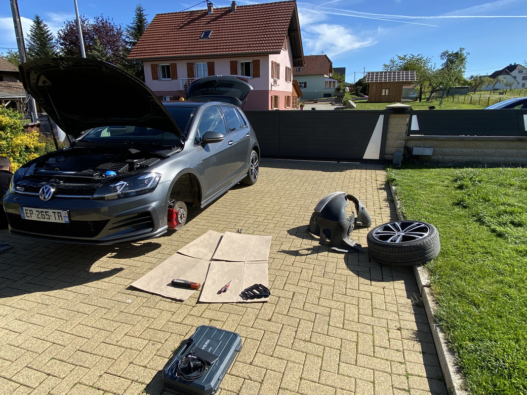 29629592-A266-437B-980D-3AA277BFB5F4