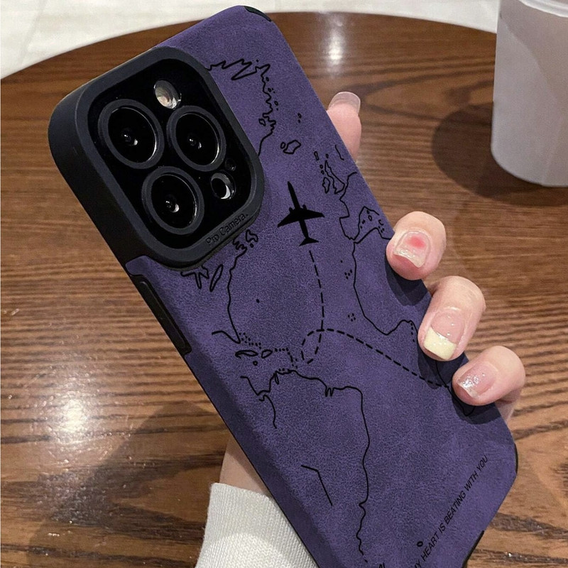 Foto de Funda con diseño de viaje color violeta.