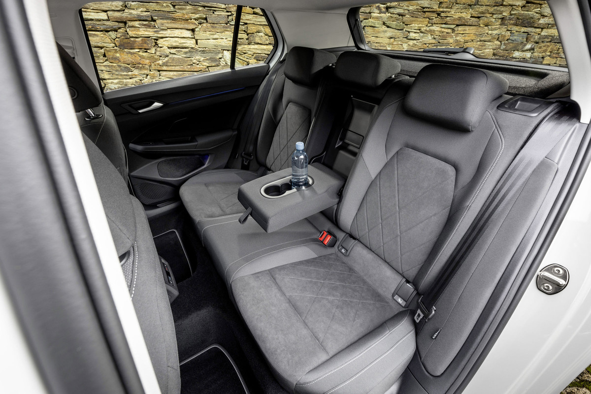 DB2019AU02114_overfull