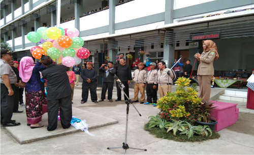 Pembukaan FLS2N 2019 Kec. Rengasdengklok yang di buka oleh Ibu Sekcam