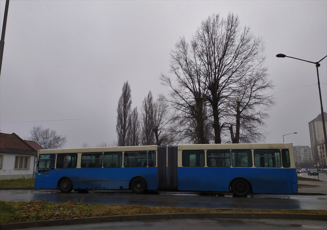 Ikarbus #861 Bočno
