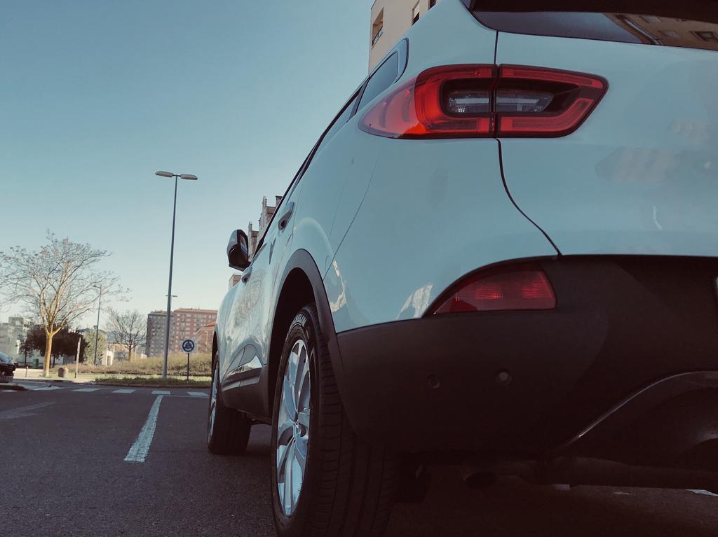 7F7213F8-4B9C-476A-929E-765831C2C53C