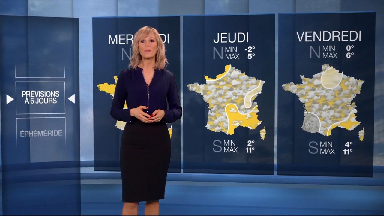 Stéphanie Duval 241218.mp4_snapshot_01.41_[2018.12.24_23.26.42]