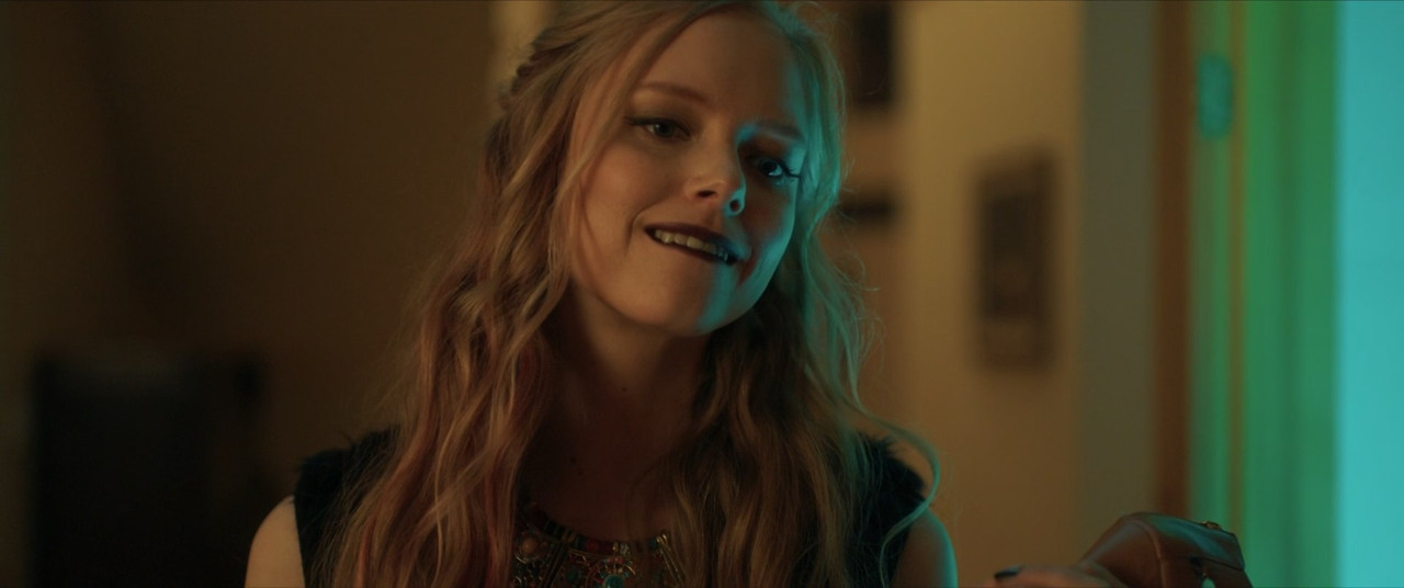 Apex.2021.1080p.Bluray.ENGLISH-HINDI.10bit.DDP.5.1.x265.[HashMiner]