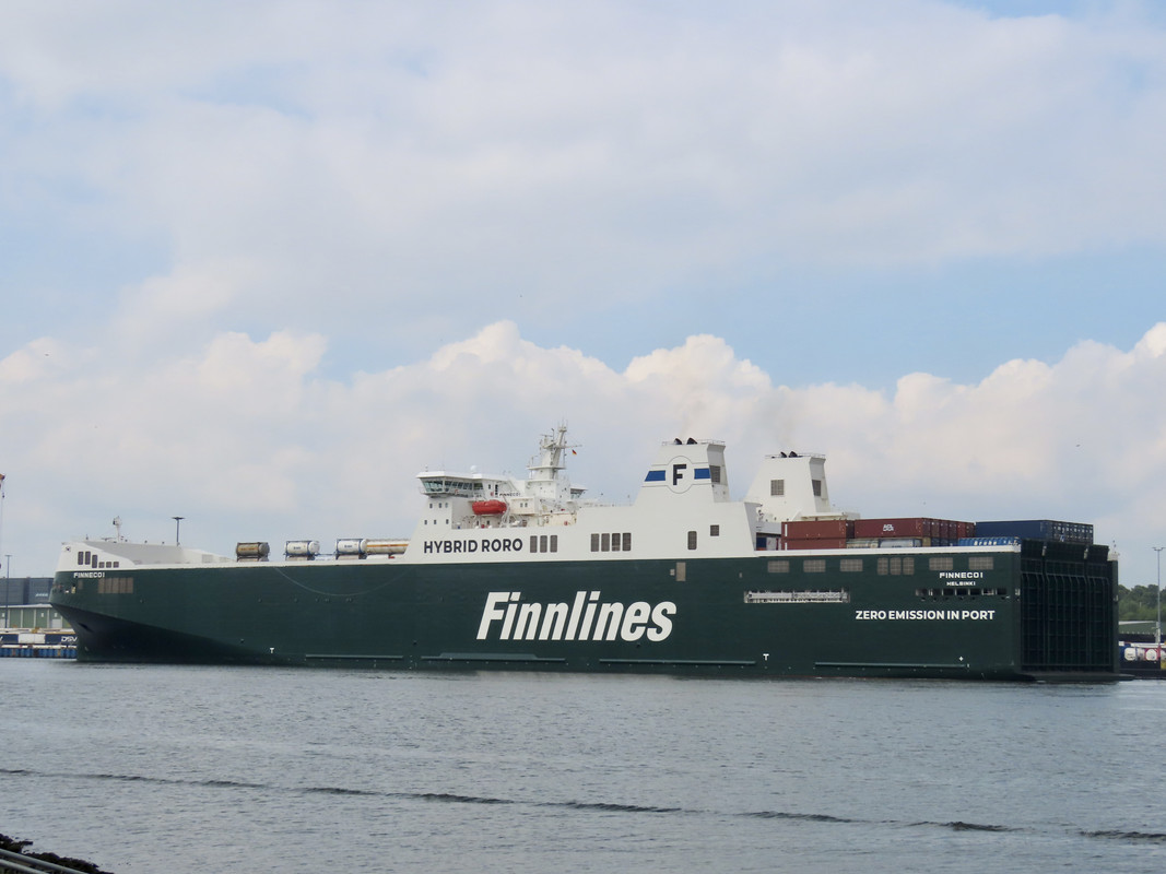 937AB4BC-45D9-4AC0-BF4C-132AD4DAD119