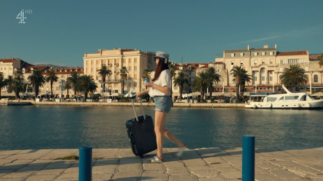 2022-04-11_21_30_Chan4_Travel-Man-48-Hours-In-Split_10x2.mp4_snapshot_33.19.378