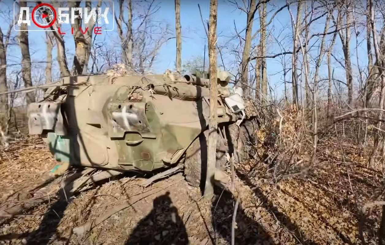 1111 BTR-82A(M) capt 26 12 22