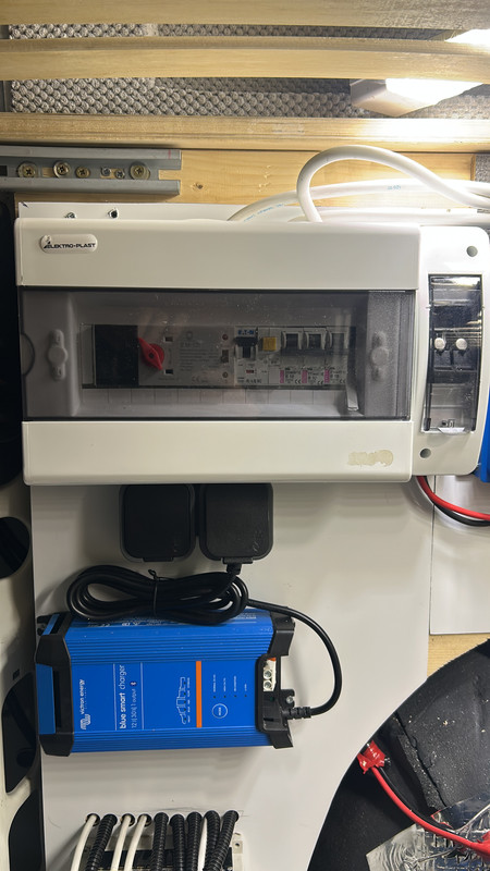 88FD158D-3503-4A84-819E-9F127C54D0C6