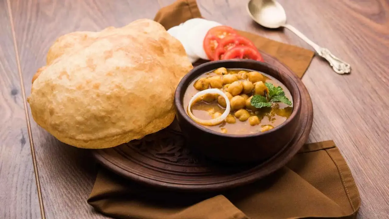  Chole Bhature