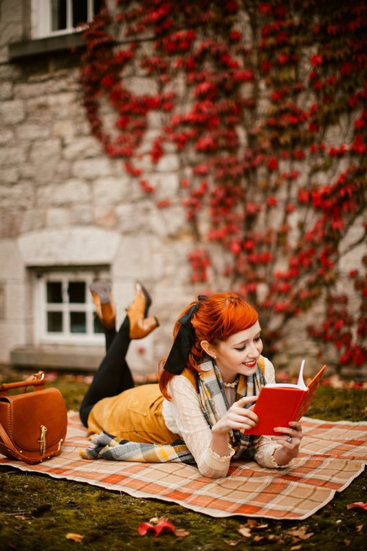 ornagegirlreading.jpg