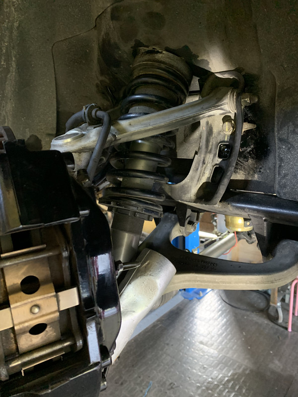 802B23E9-C31A-4E54-8C26-66CF75D7D85E