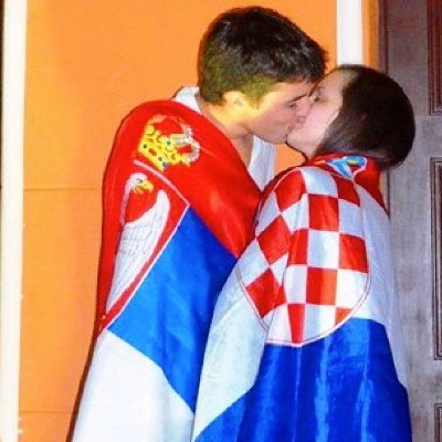 o-CROATIAN-GIRL-KISSES-SERBIAN-BOYFRIEND-facebook-2848.jpg