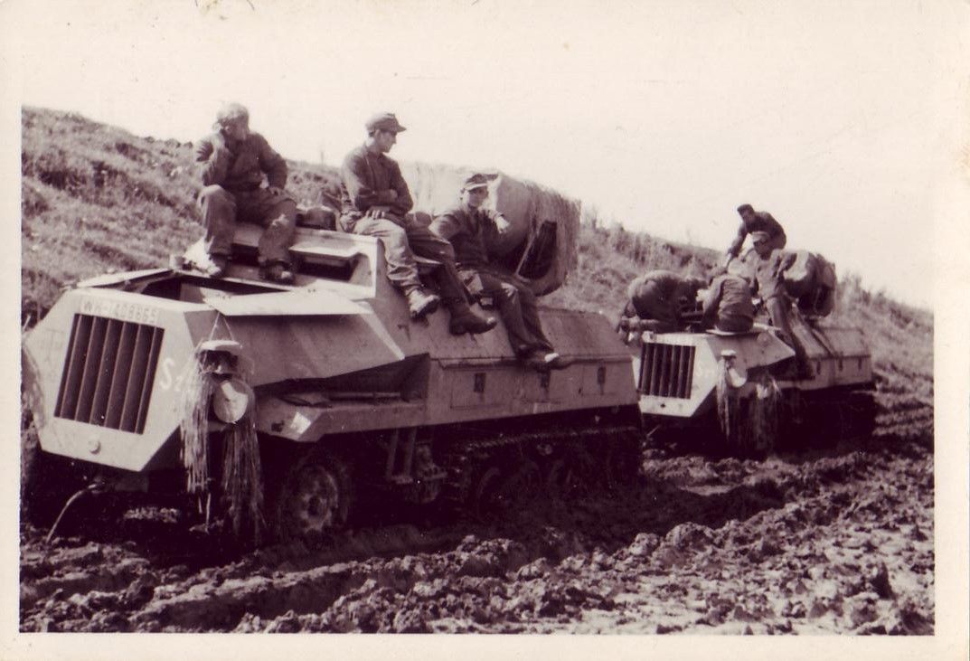 WK II Maultier Sd.Kfz.4-1 Panzerwerfer42 15cm Raketenwerfer Frühjahr 1944