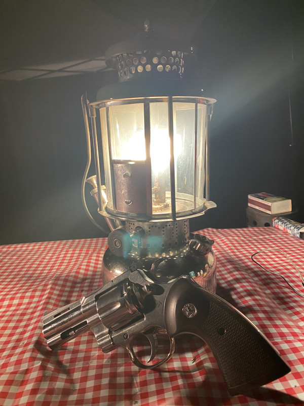 39FFAC3D-B468-4F83-8A12-6E6EECDFDFF5