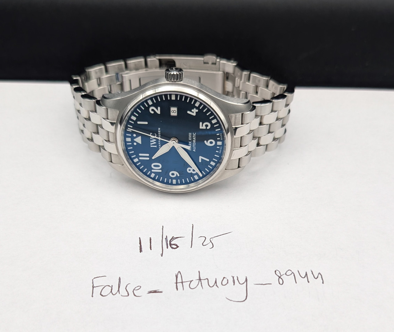 PXL 20251117 000053923