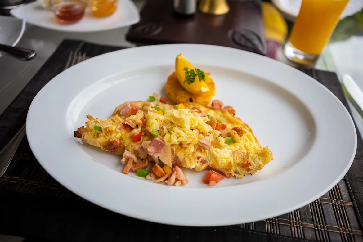 Receita low carb de omelete com espinafre
