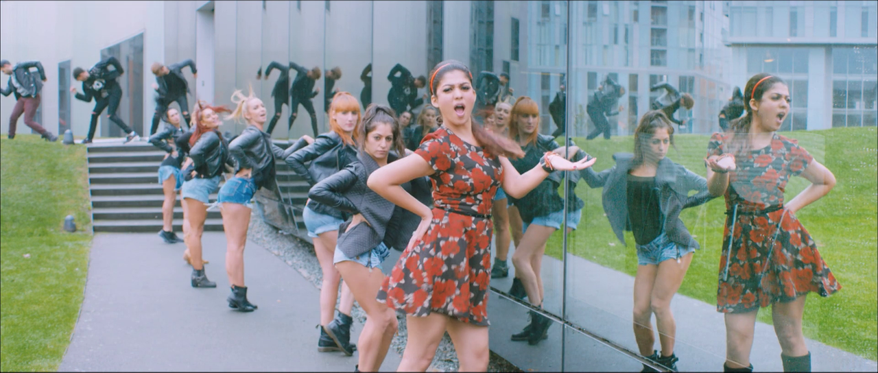 vlcsnap-2024-12-19-21h16m04s166