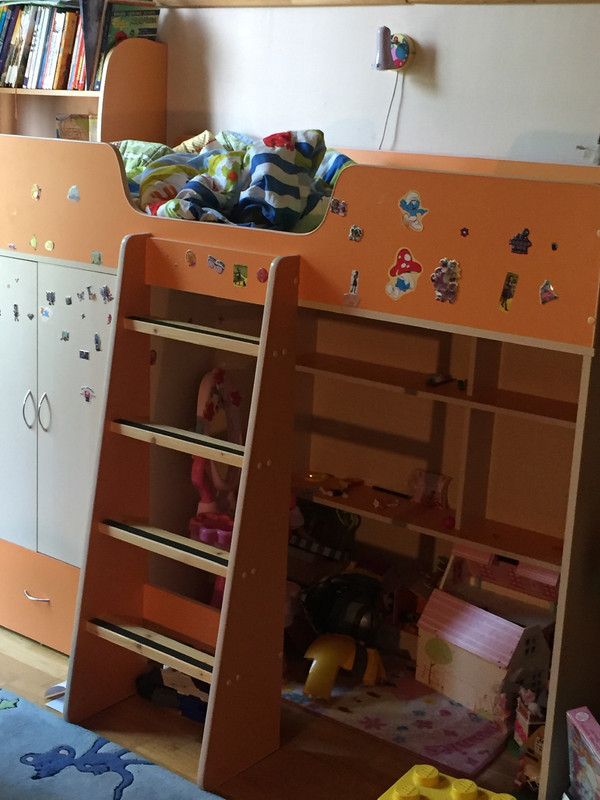 3218E382-86D3-4694-8C0B-30DA06F7F83A