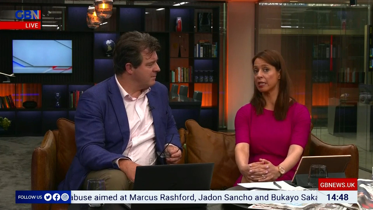 07.12 - 12.00.00 - DePiero & Halligan. What makes Britain tick. The n..._002.ts_snapshot_51.41.768