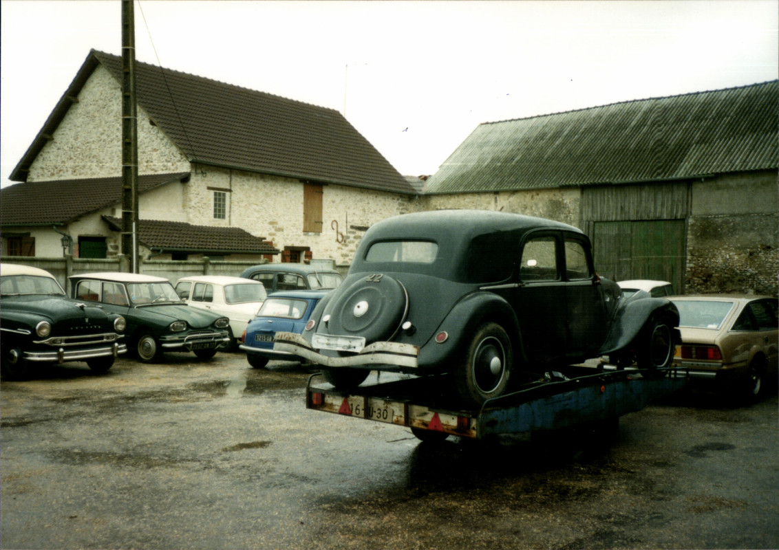 22CV 8 cyl  Garage Morel Lugrand bij Provins sep