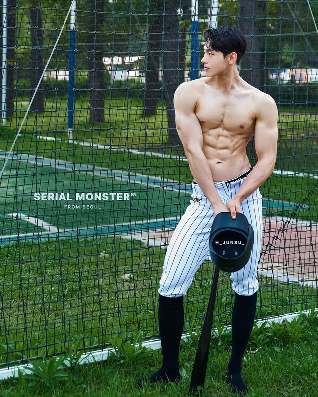 Hwang Jun Su (23)