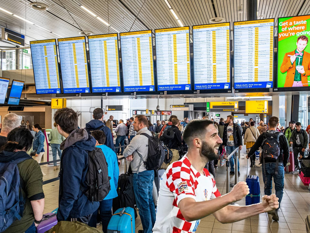 FC818FE1-9BF1-4A81-9BDD-8238C37E2897