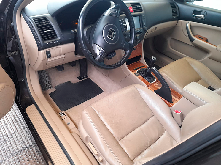 Accord-interior.png