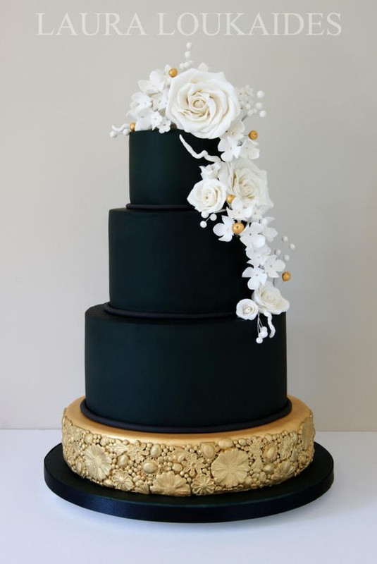 Blacknwhite-tier-cake-new.jpg
