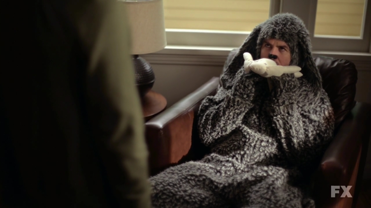 Fotos 01571 Wilfred.US.S02E04.720p.HDTV.X264-DIM
