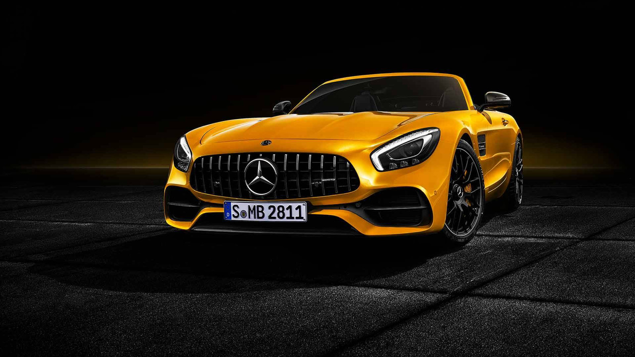 Mercedes-AMG GT S Roadster (1)
