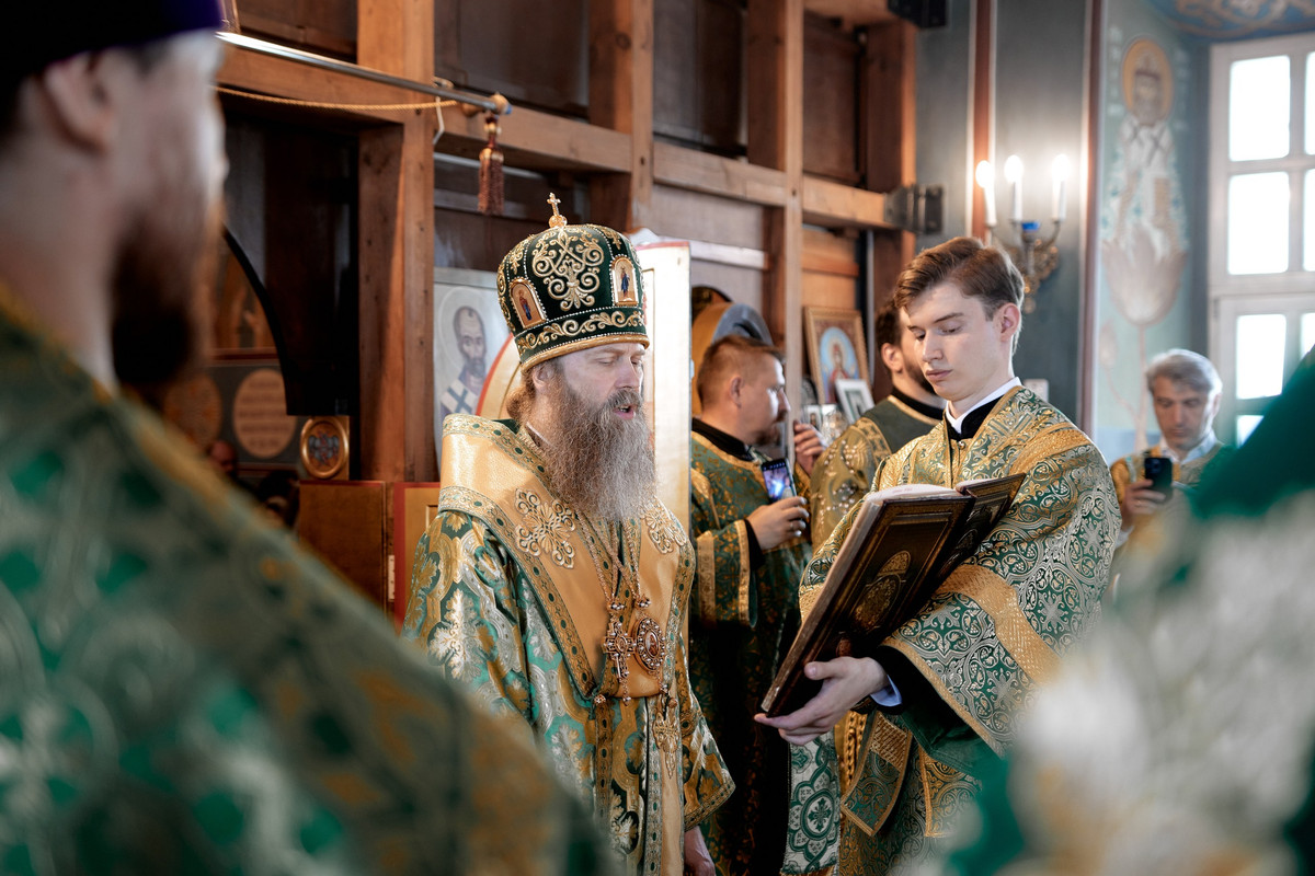 Empty-Name-128-resized